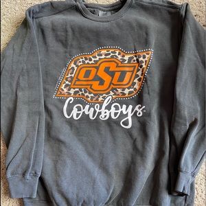 Brand NEW Oklahoma State Boutique sweatshirt Sz M